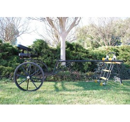 EZ Entry Horse Cart-Cob/Full Size Metal Floor with 72"/82" Straight Shafts w/30" Solid Rubber Tires